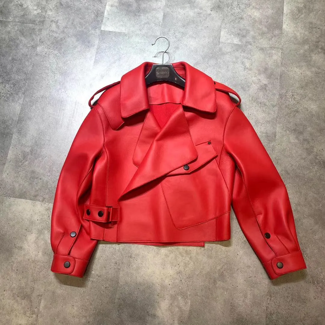 Elegant Women's Genuine Leather Jacket - Sheepskin Short Coat for Stylish Commutes