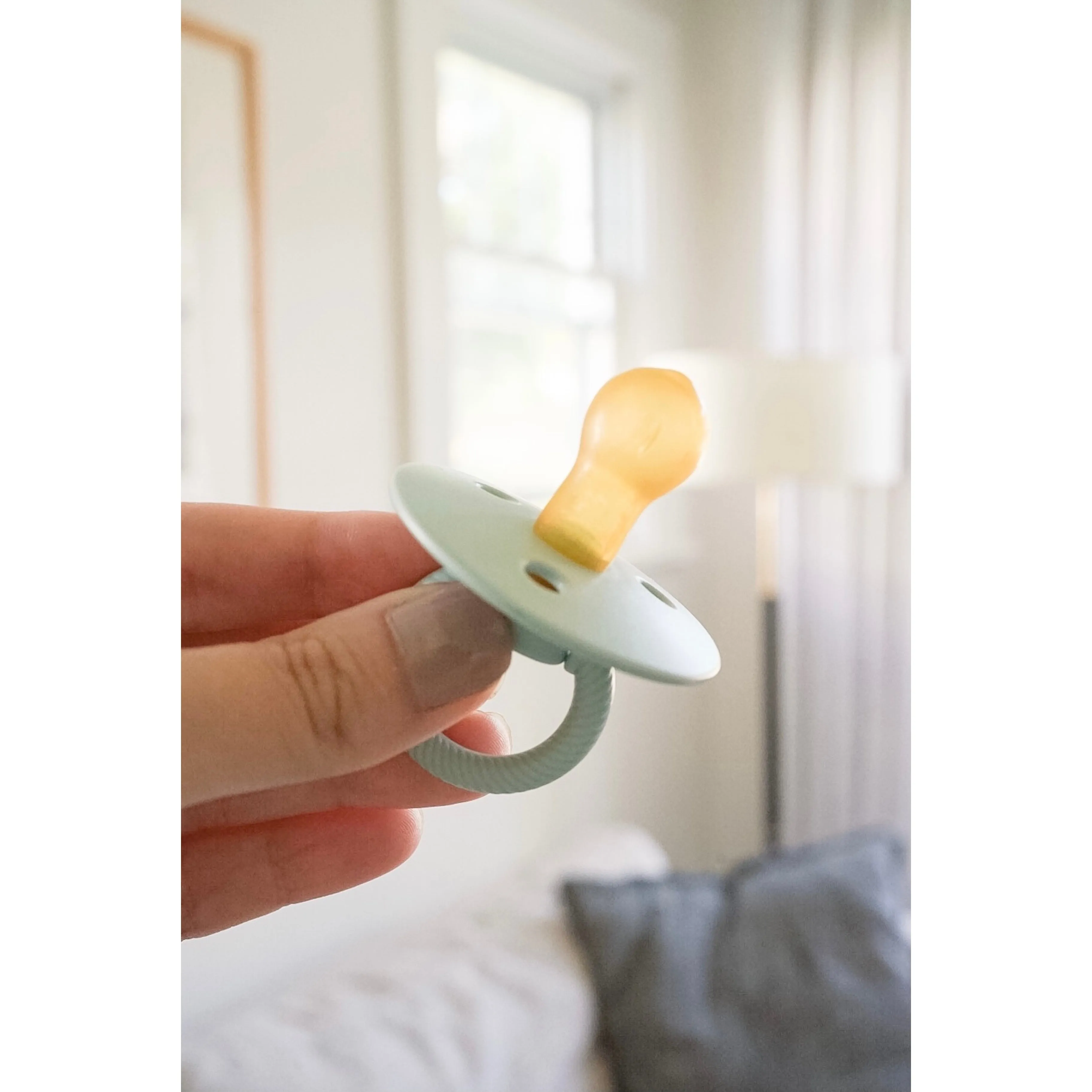 Itzy Soother™ Natural Rubber Pacifier Set - Mint/White