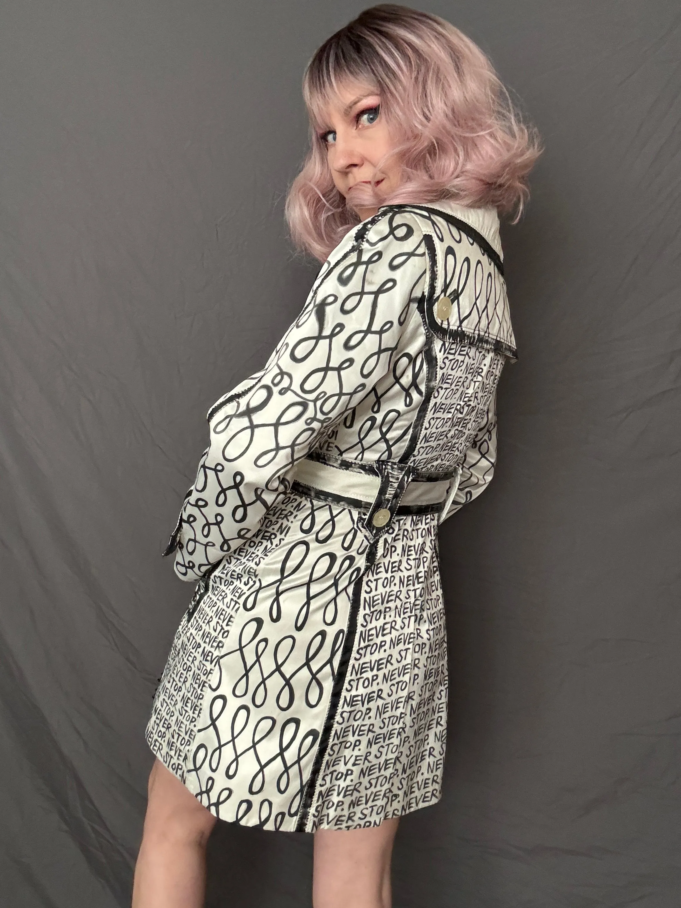 NEVER STOP Womens Ivory Trench Coat, X-Small