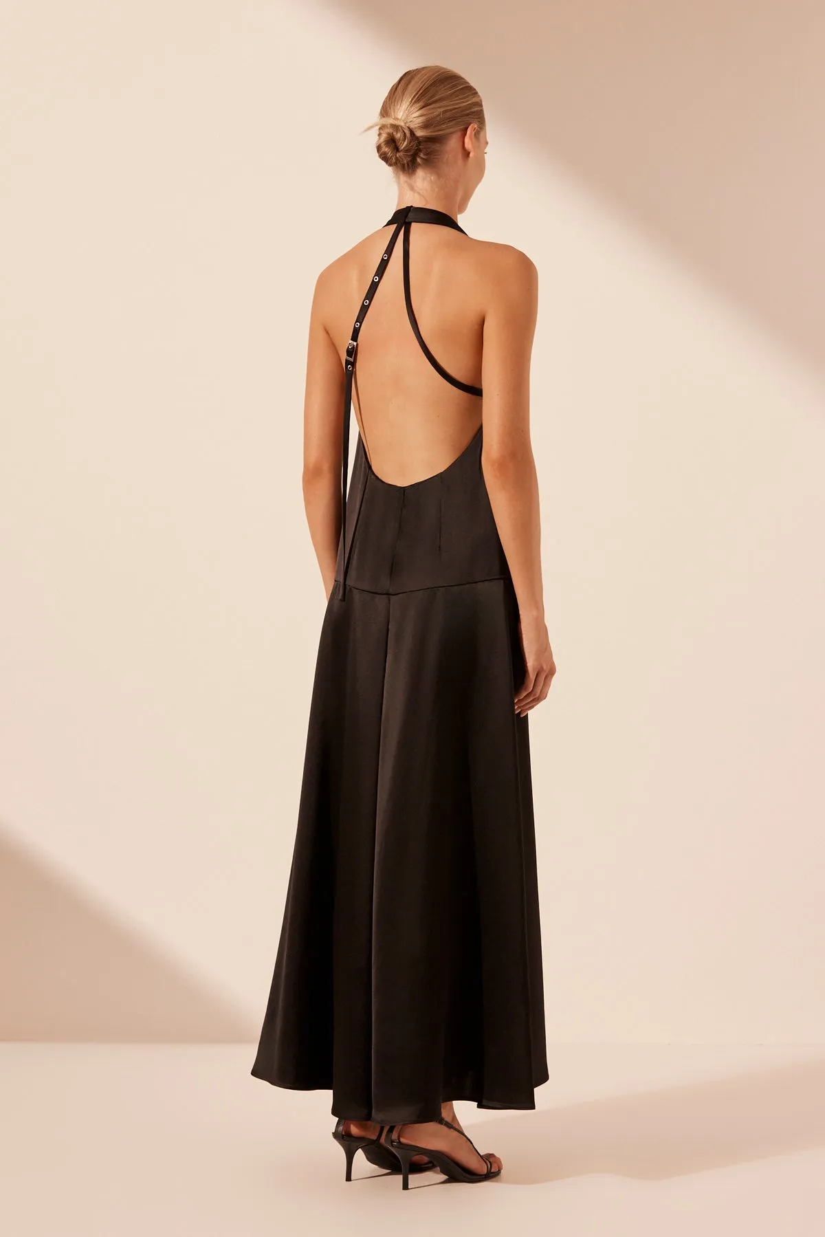 SAVANNA HALTER OPEN BACK MAXI DRESS - BLACK