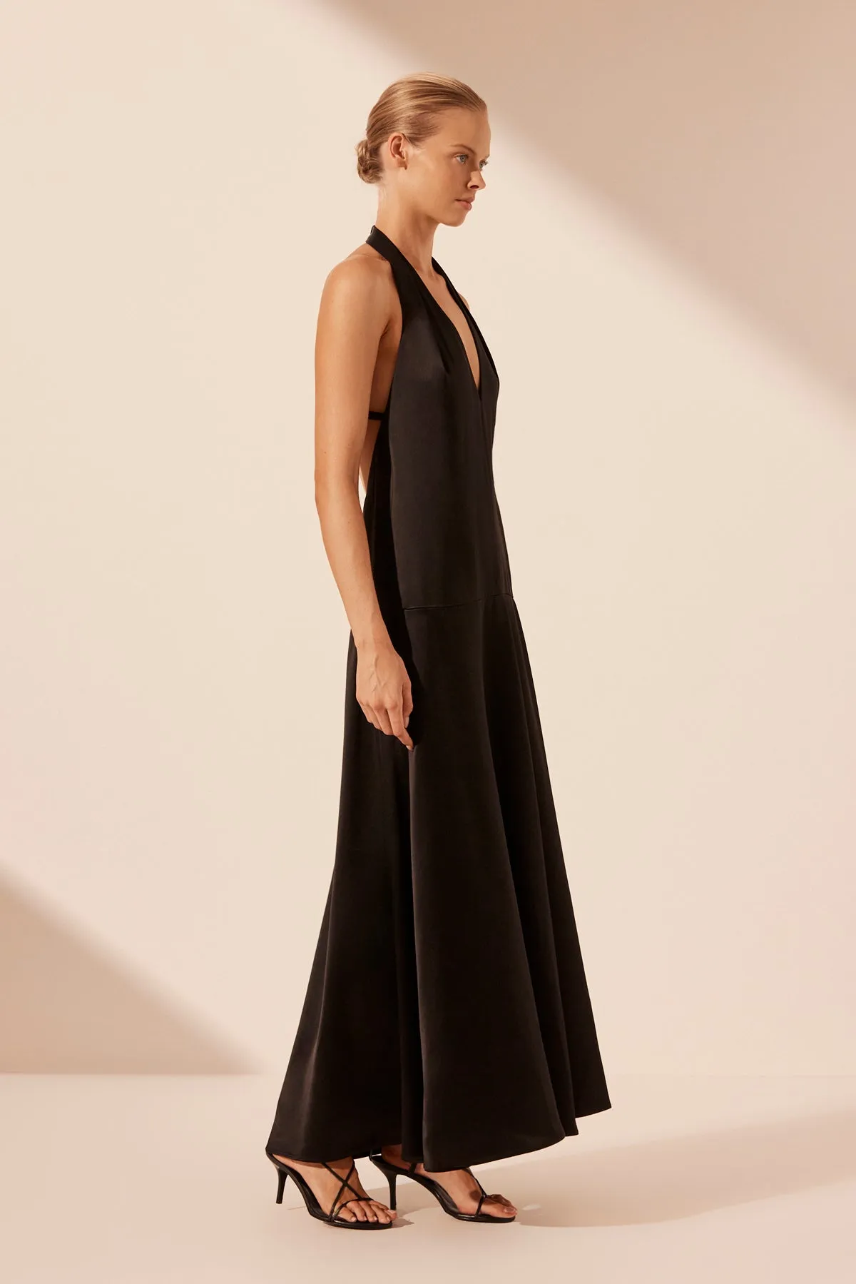SAVANNA HALTER OPEN BACK MAXI DRESS - BLACK